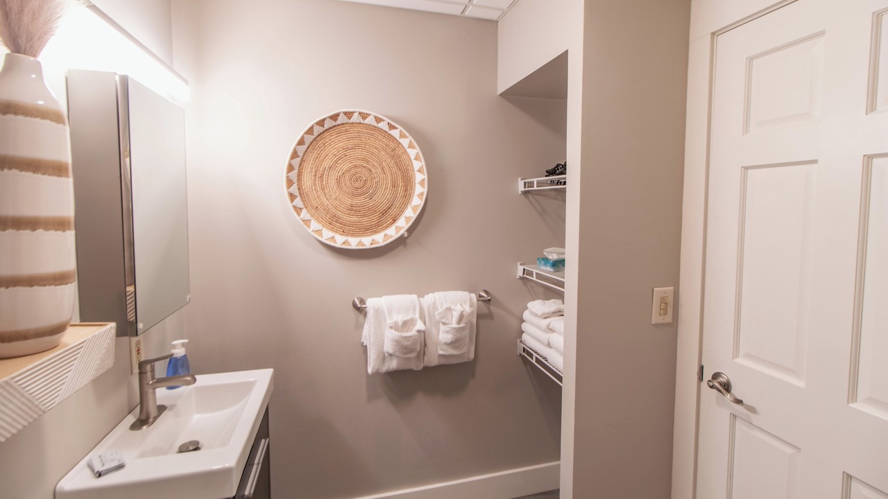 Photo of Bathroom in East Hillside