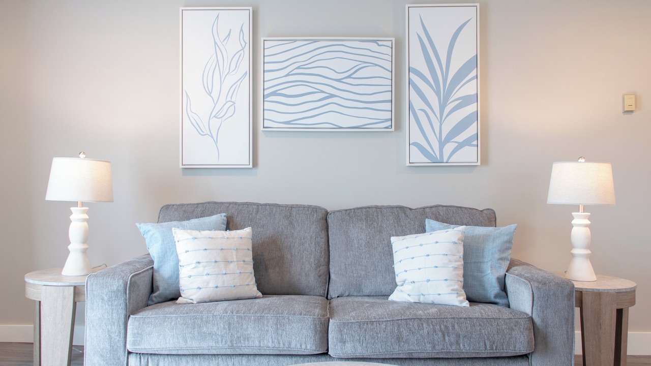 Photo of Livingroom in East Hillside