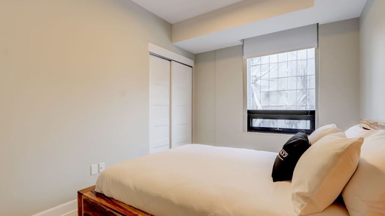 Photo of Bedroom in Centretown