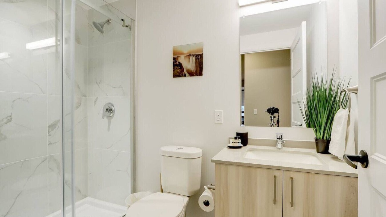Photo of Bathroom in Centretown