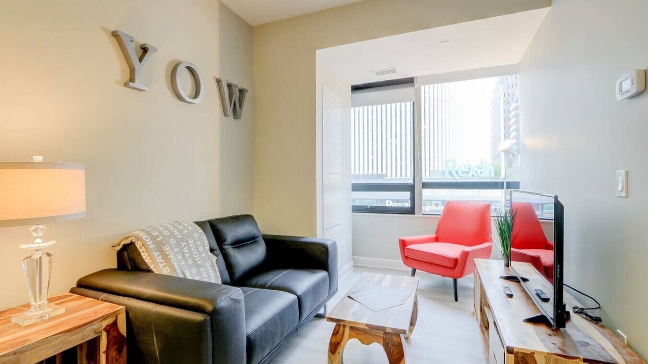 Photo of Livingroom in Centretown