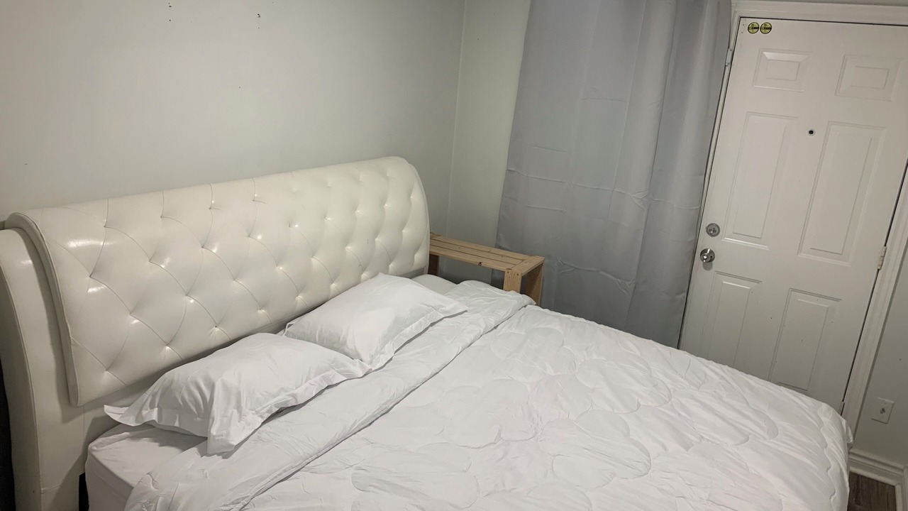 Photo of Bedroom in Thornhill