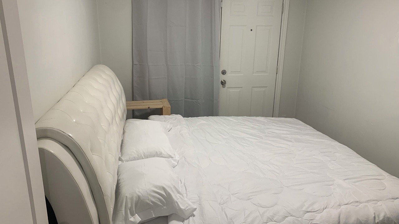 Photo of Bedroom in Thornhill