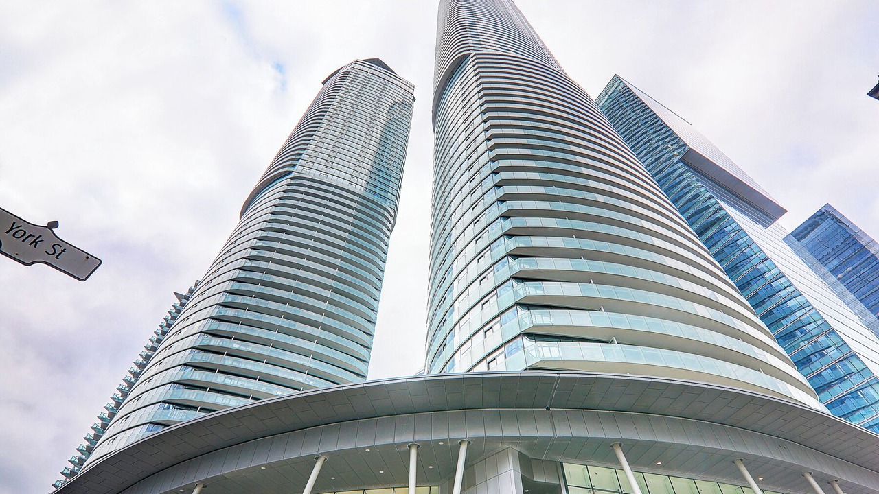 Photo of Outdoor in Toronto Entertainment District