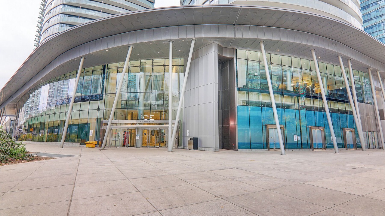 Photo of Outdoor in Toronto Entertainment District