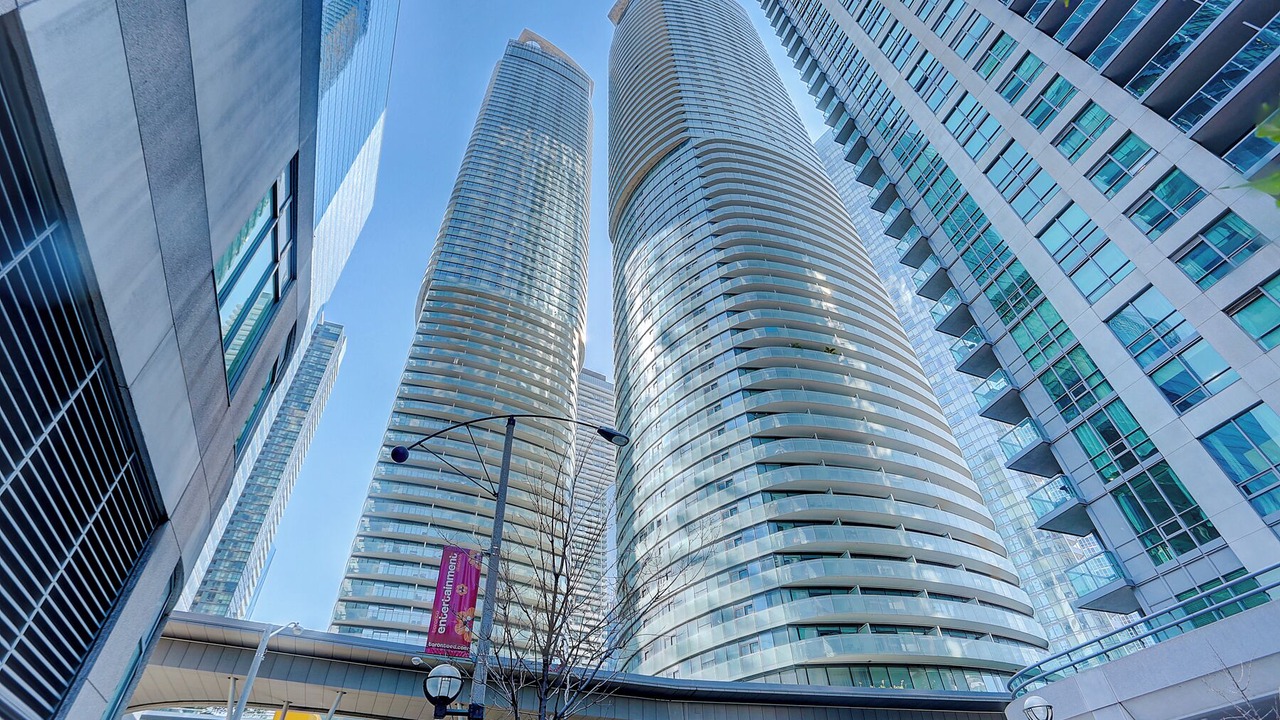 Photo of Outdoor in Toronto Entertainment District