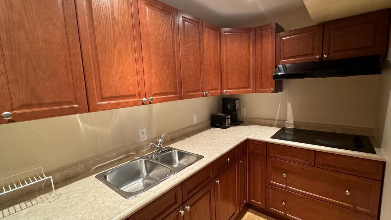 Photo of Kitchen in Clarkson-Lorne Park