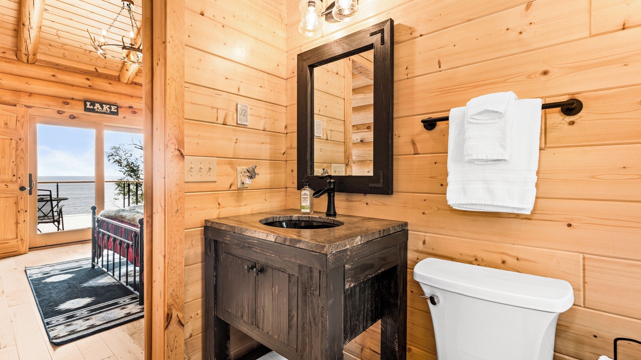 Photo of Bathroom in Schroeder
