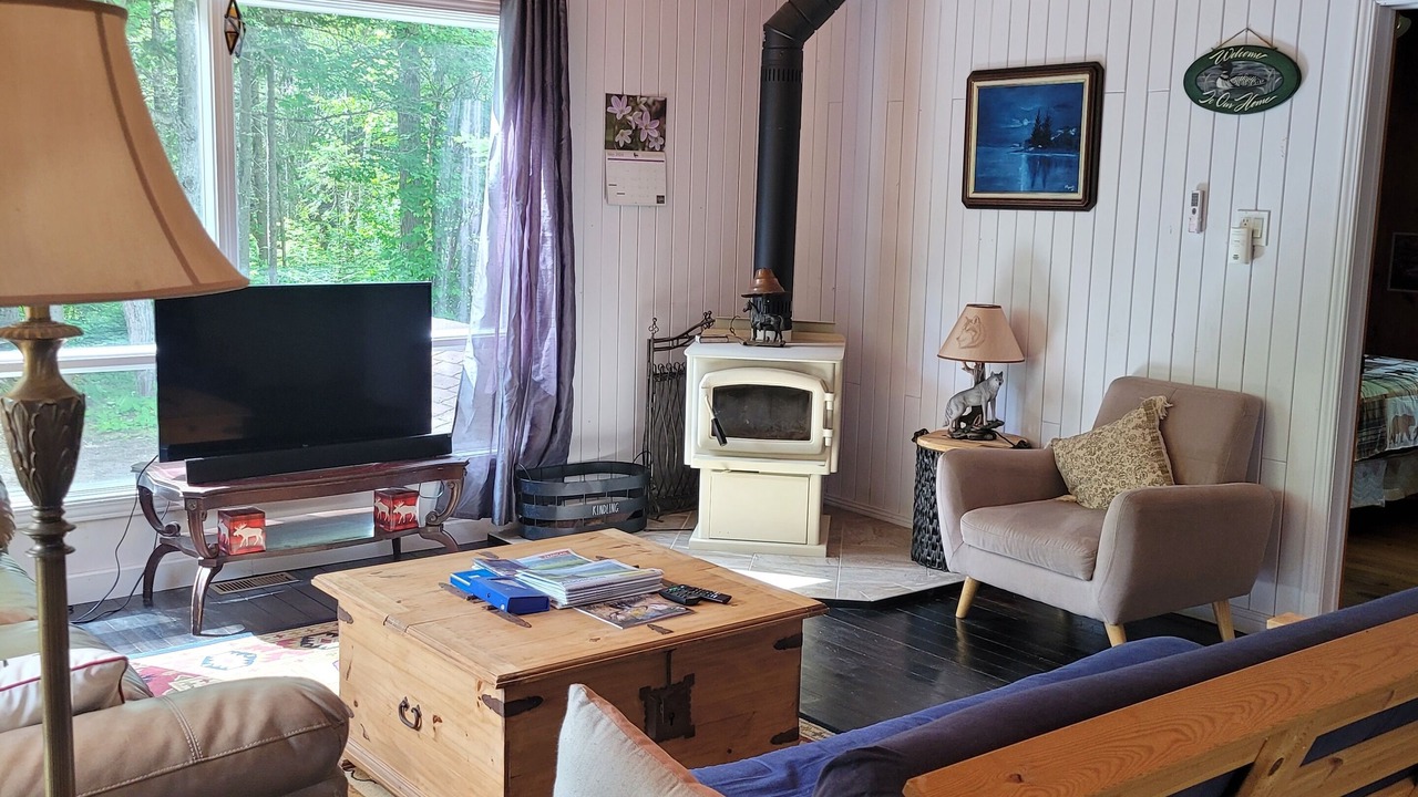 Photo of Livingroom in Whitney