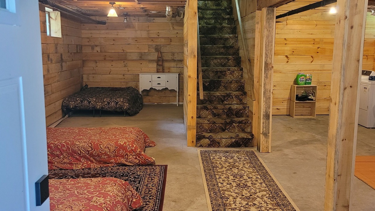 Photo of Bedroom in Whitney