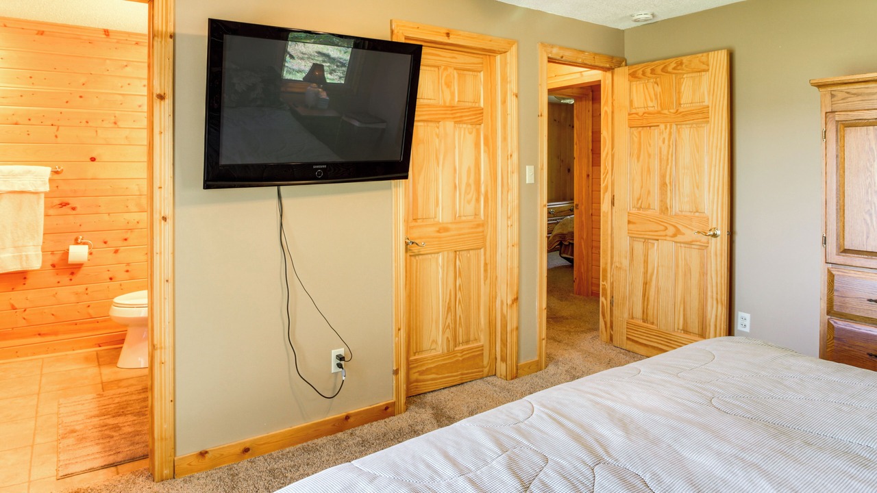 Photo of Bedroom in Emily