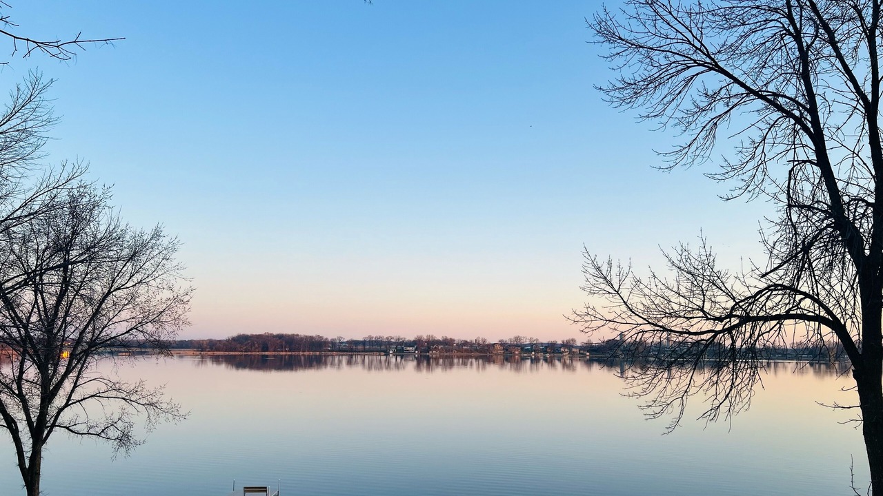 Photo of Outdoor in Maple Lake