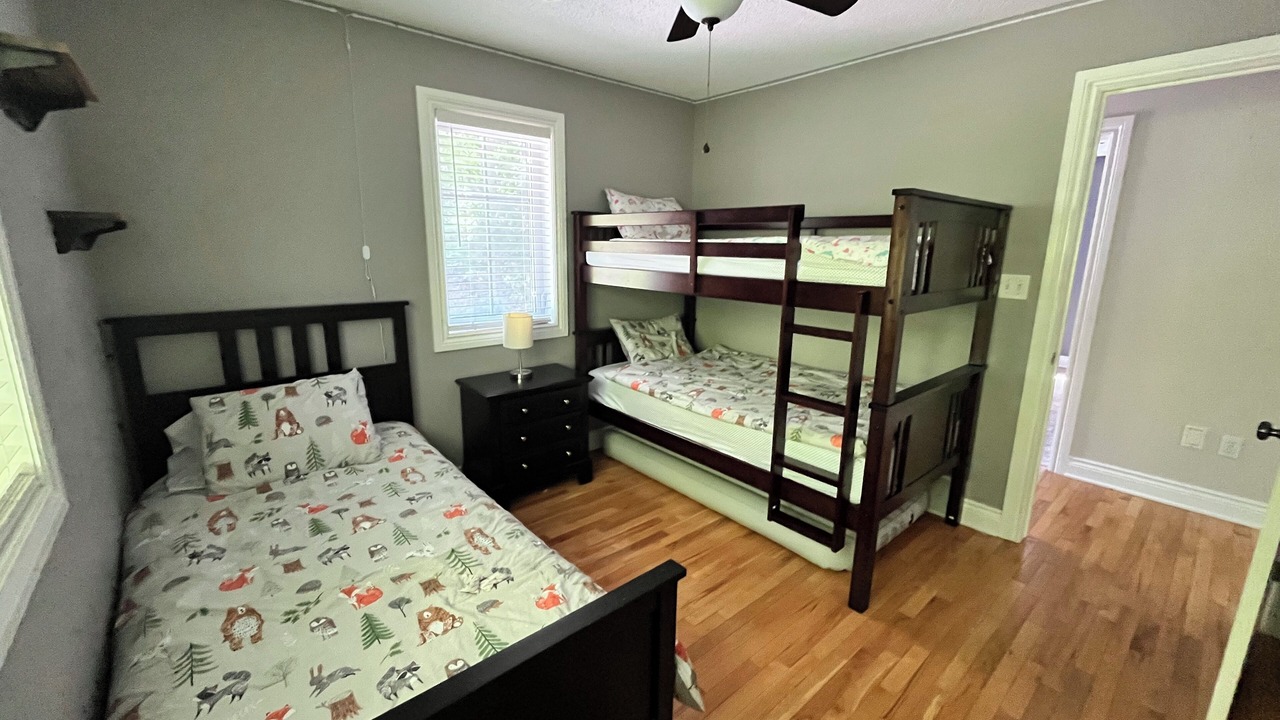 Photo of Bedroom in Frontenac