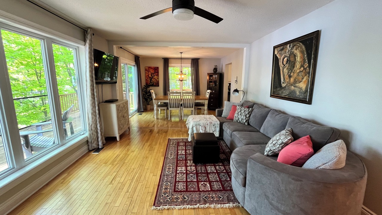 Photo of Livingroom in Frontenac