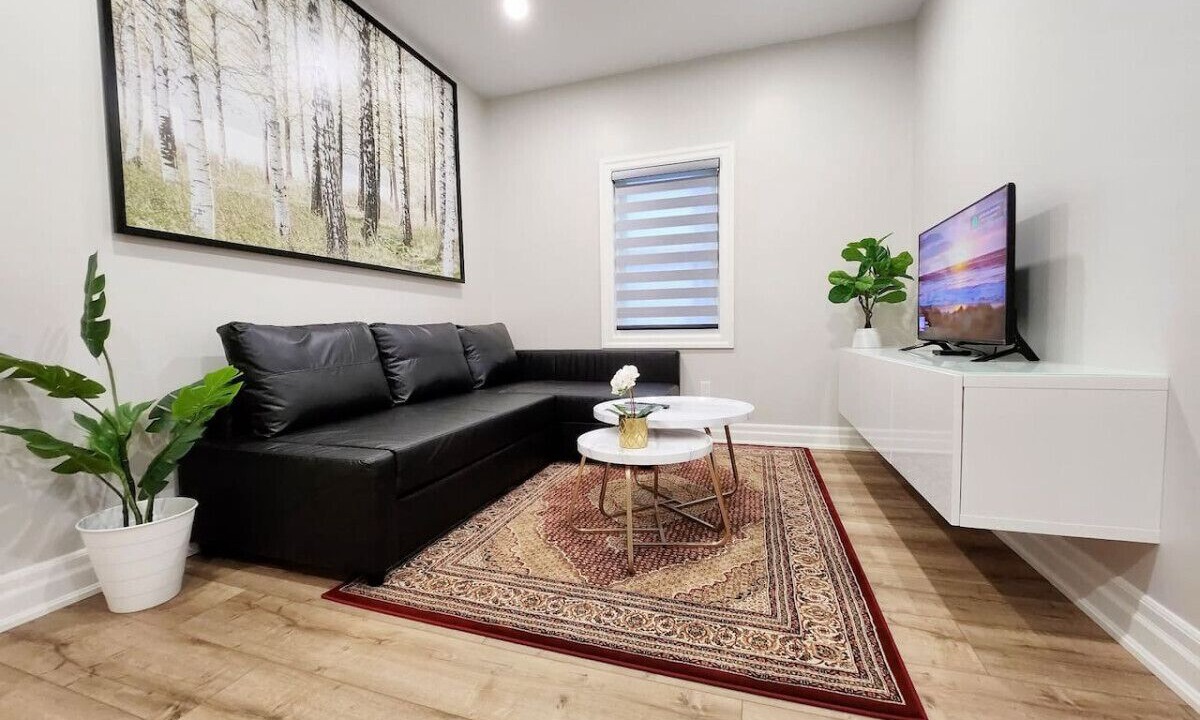 Photo of Livingroom in Downtown