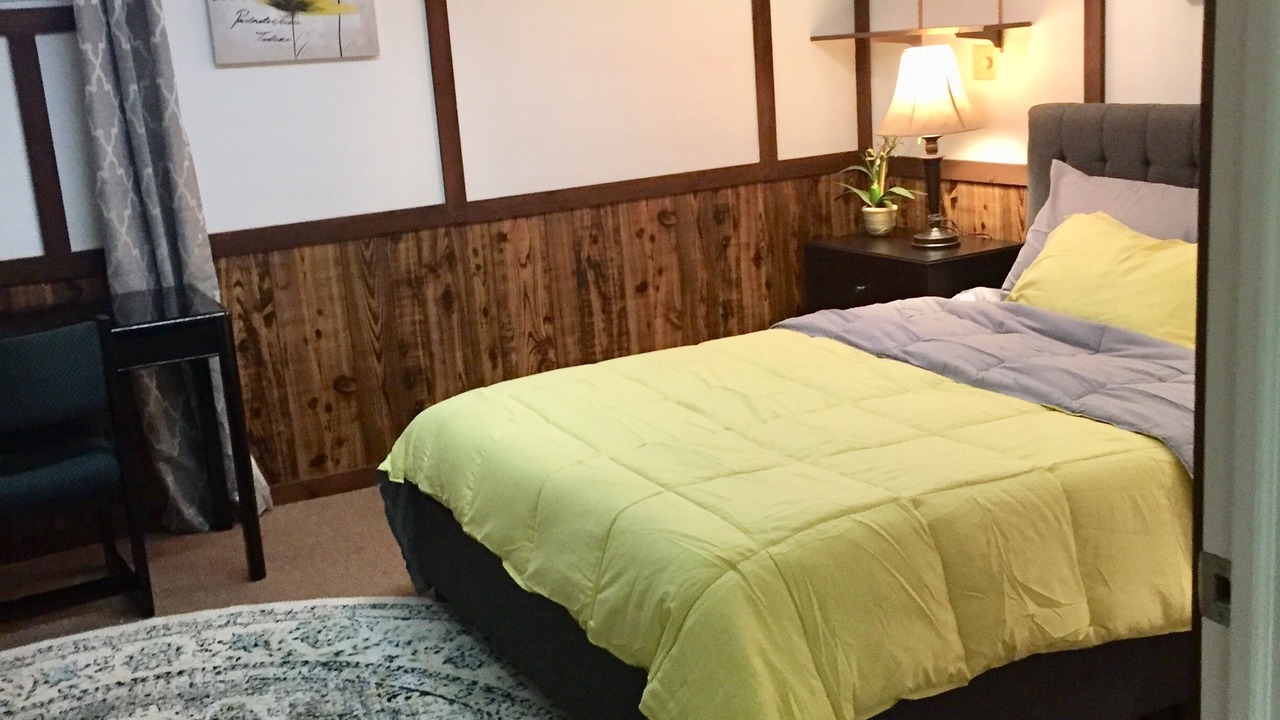Photo of Bedroom in Bayridge West