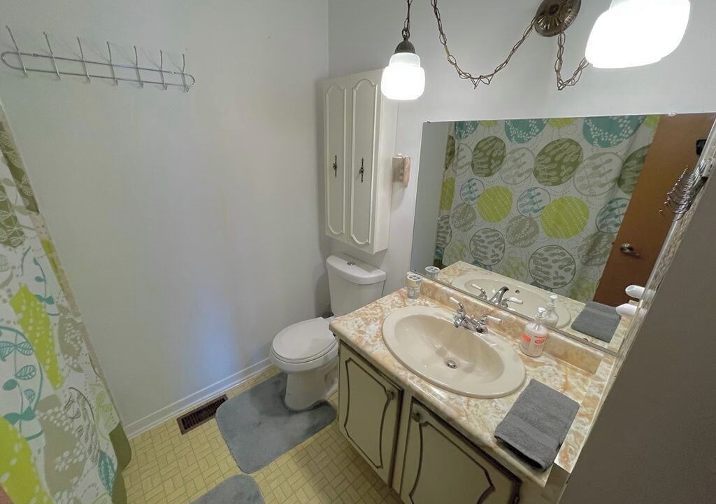 Photo of Bathroom in Bayridge West