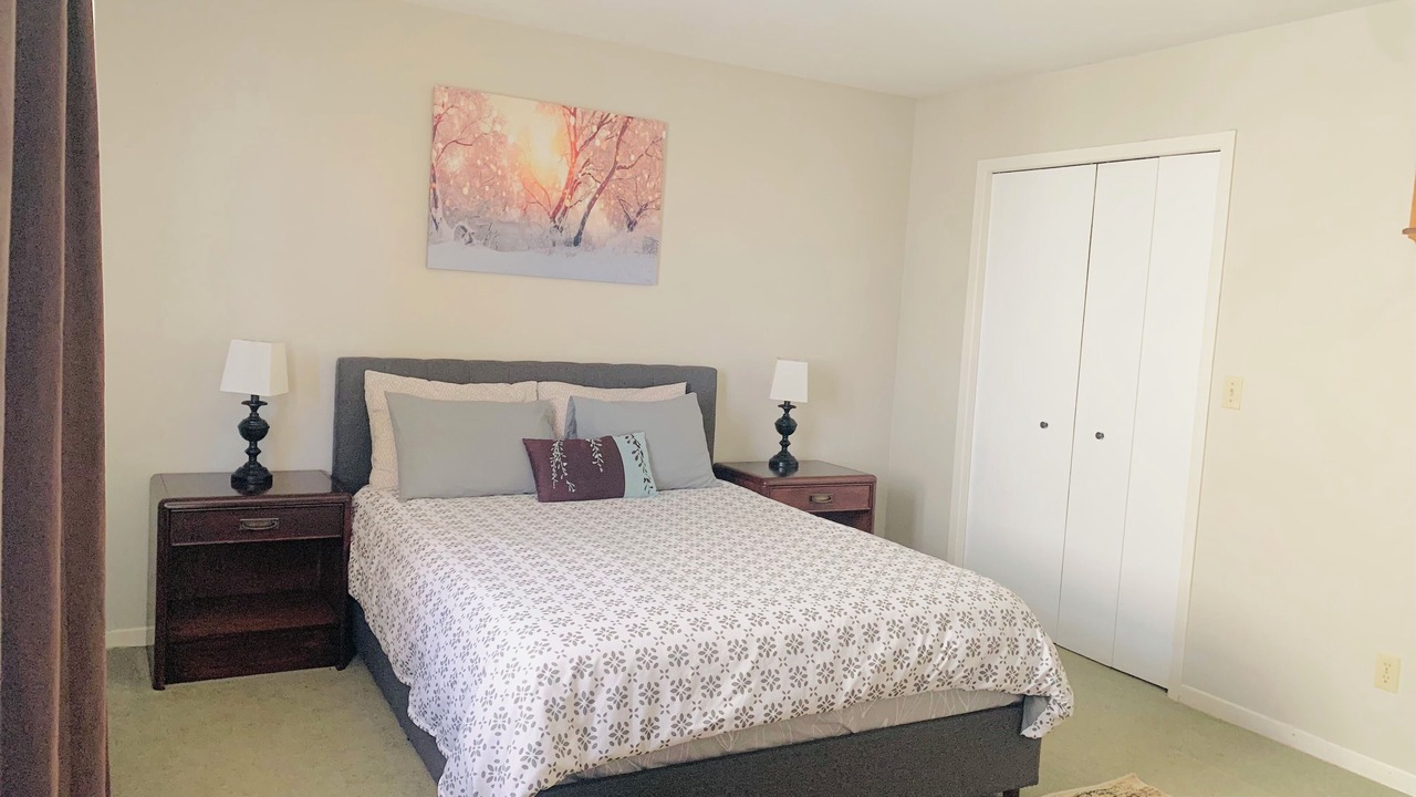 Photo of Bedroom in Bayridge West