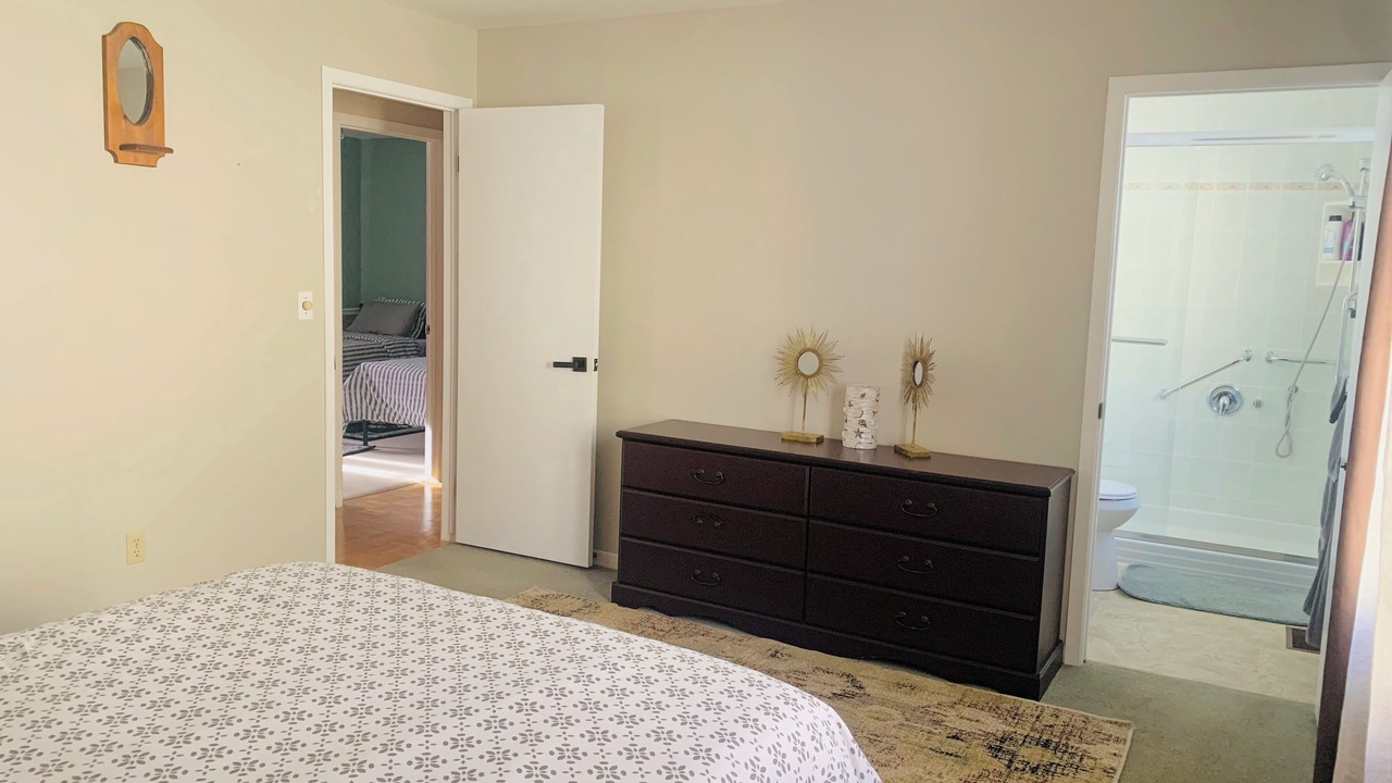 Photo of Bedroom in Bayridge West