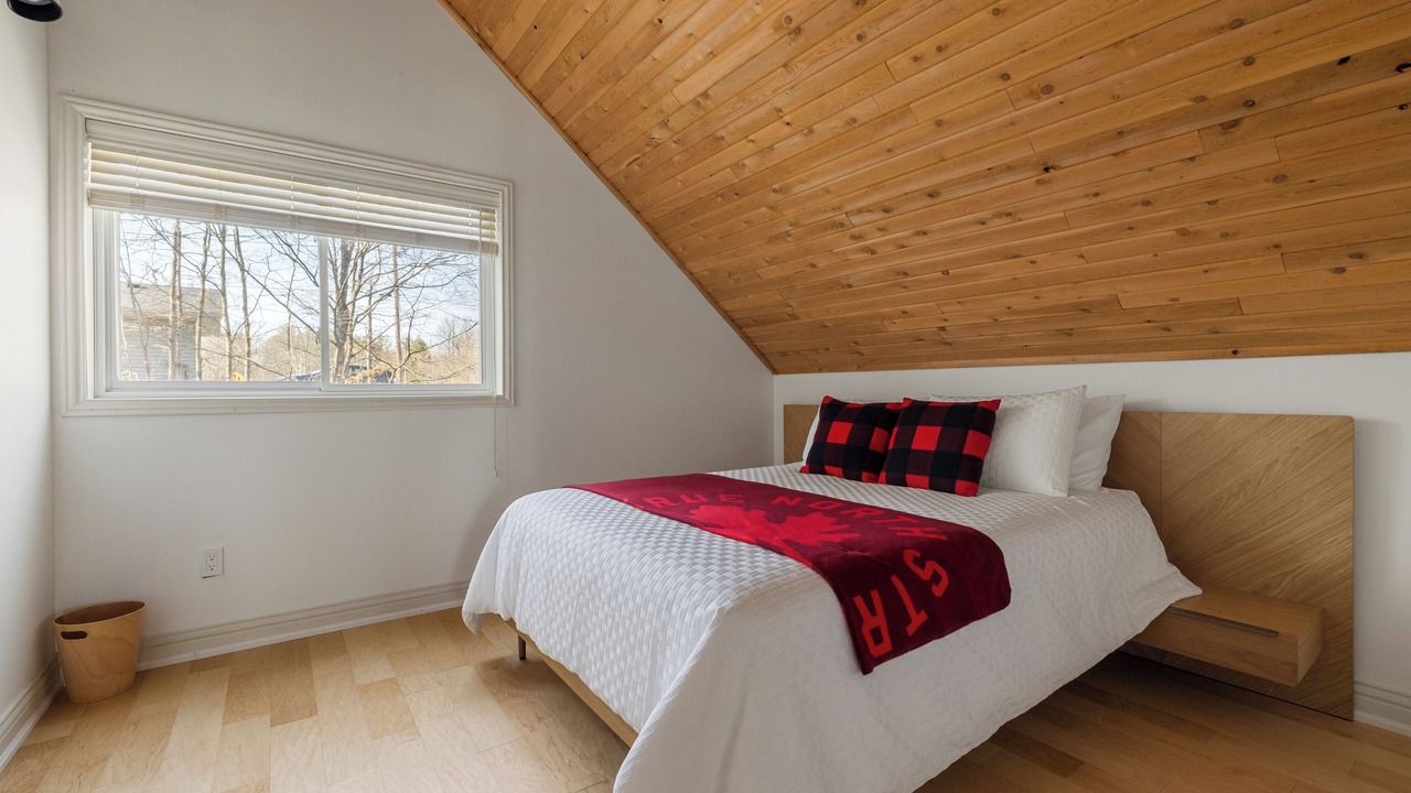 Photo of Bedroom in Central Frontenac