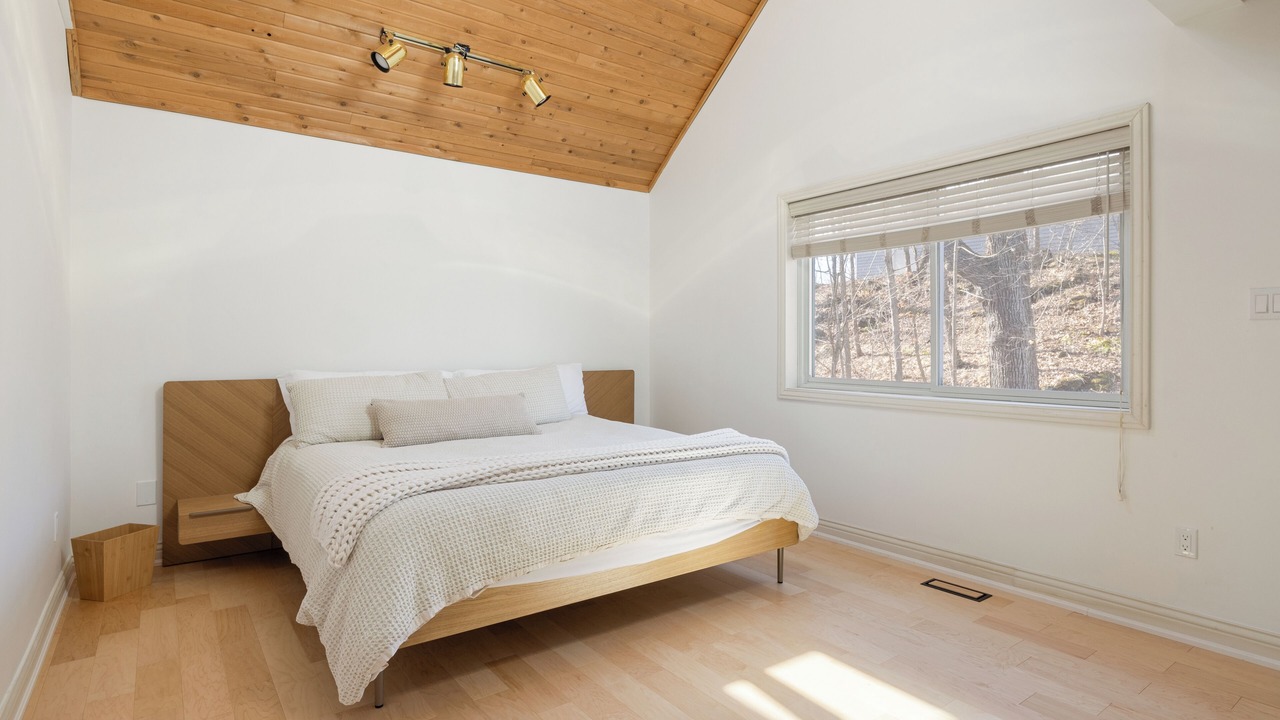 Photo of Bedroom in Central Frontenac