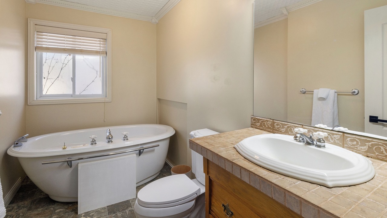 Photo of Bathroom in Central Frontenac