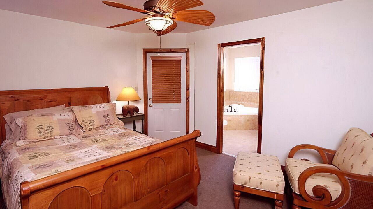 Photo of Bedroom in North Kawartha