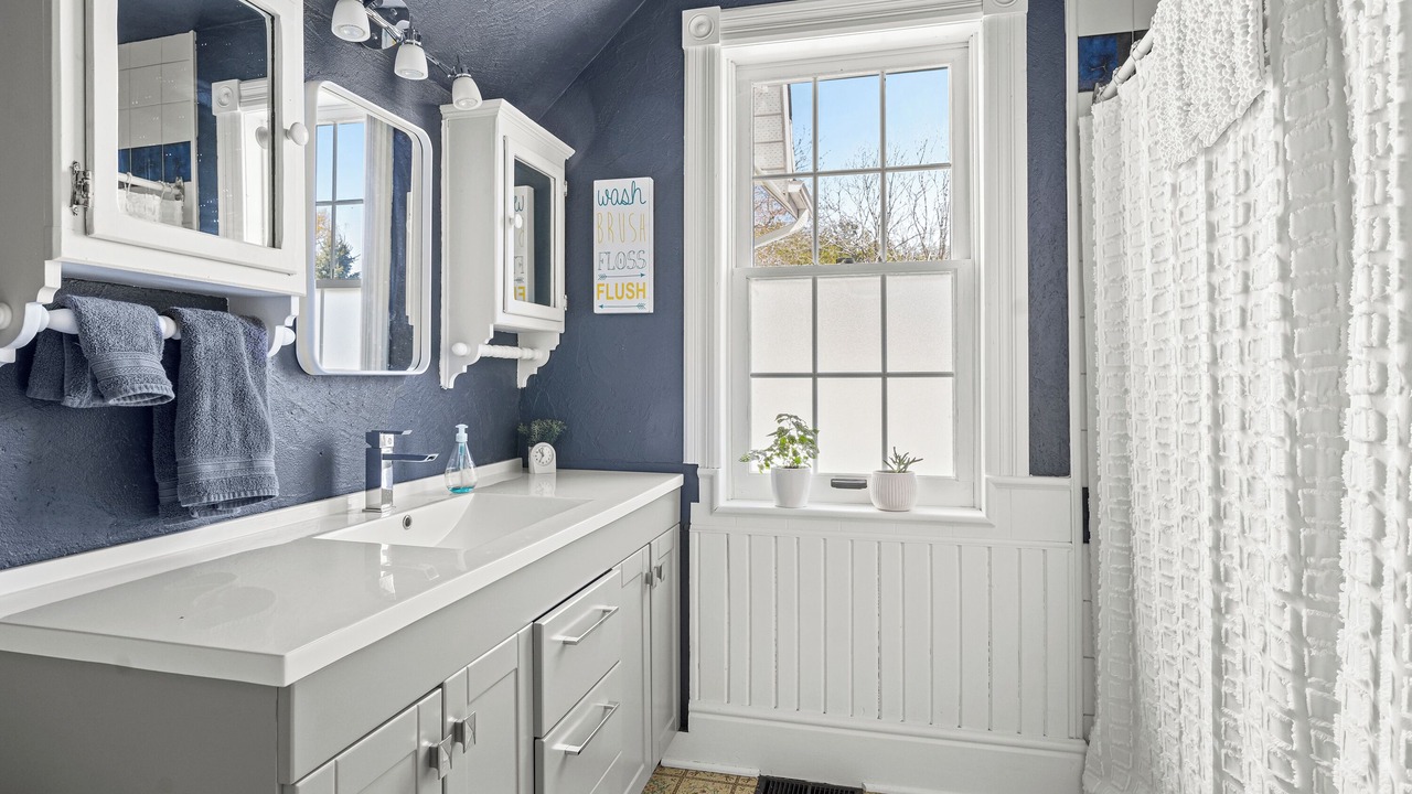 Photo of Bathroom in Mulmur