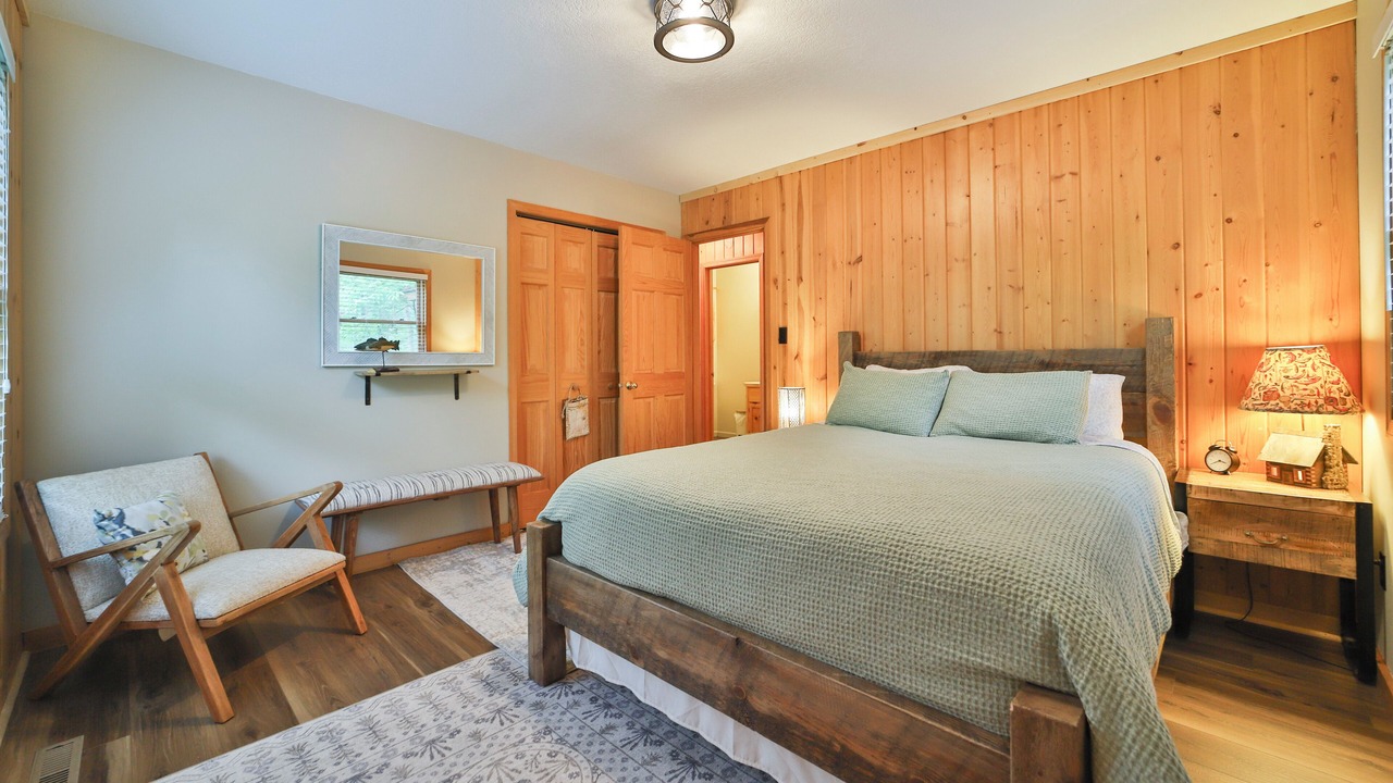 Photo of Bedroom in Pequot Lakes