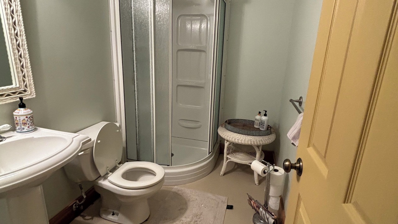 Photo of Bathroom in North Kawartha