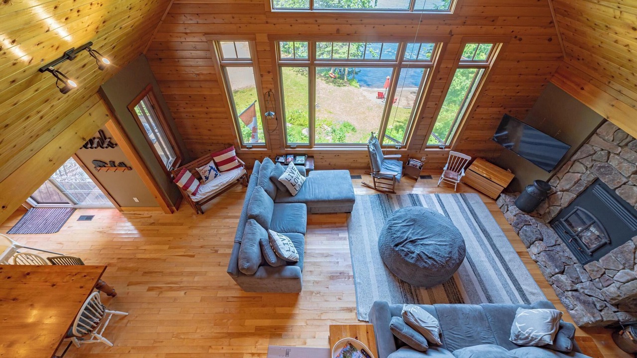 Photo of Bedroom in North Kawartha