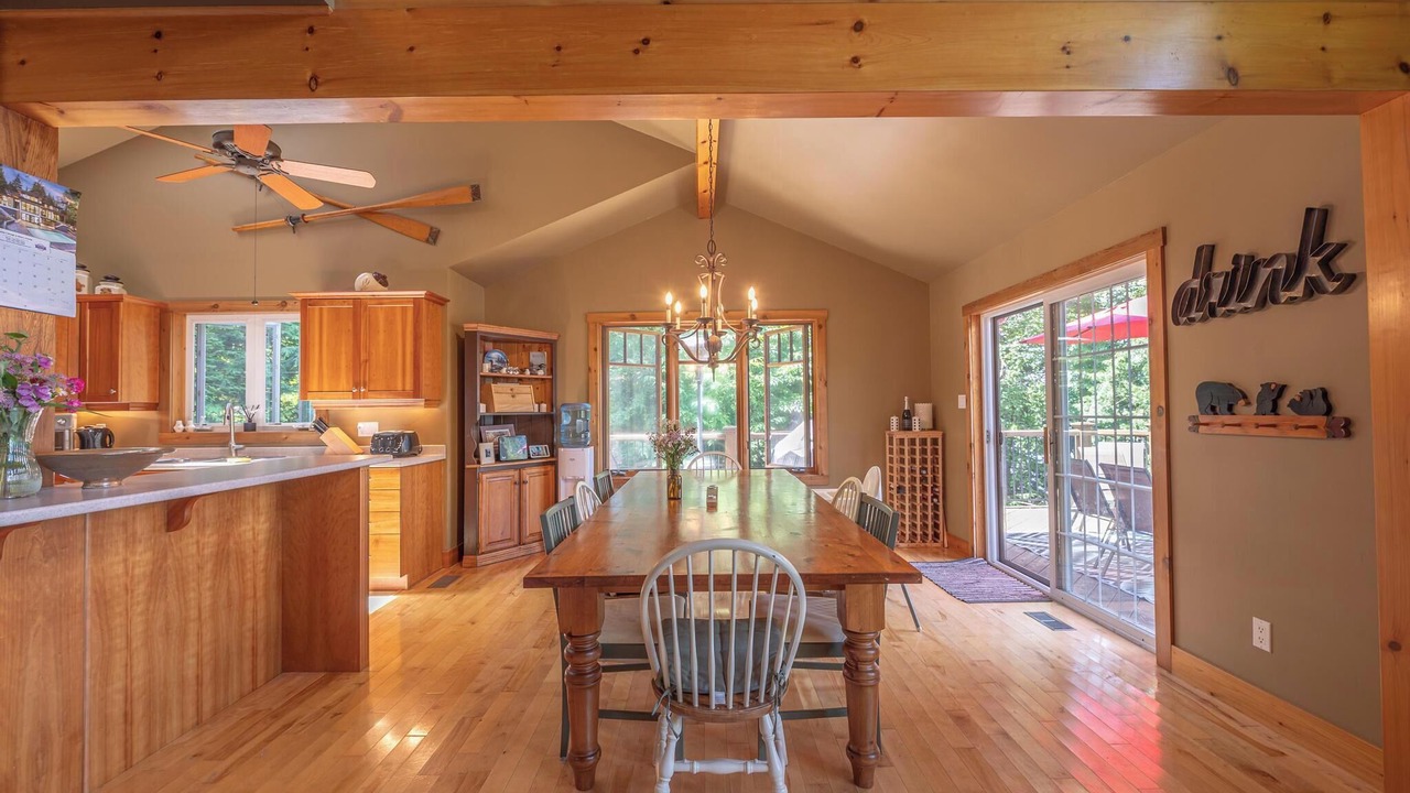 Photo of Livingroom in North Kawartha