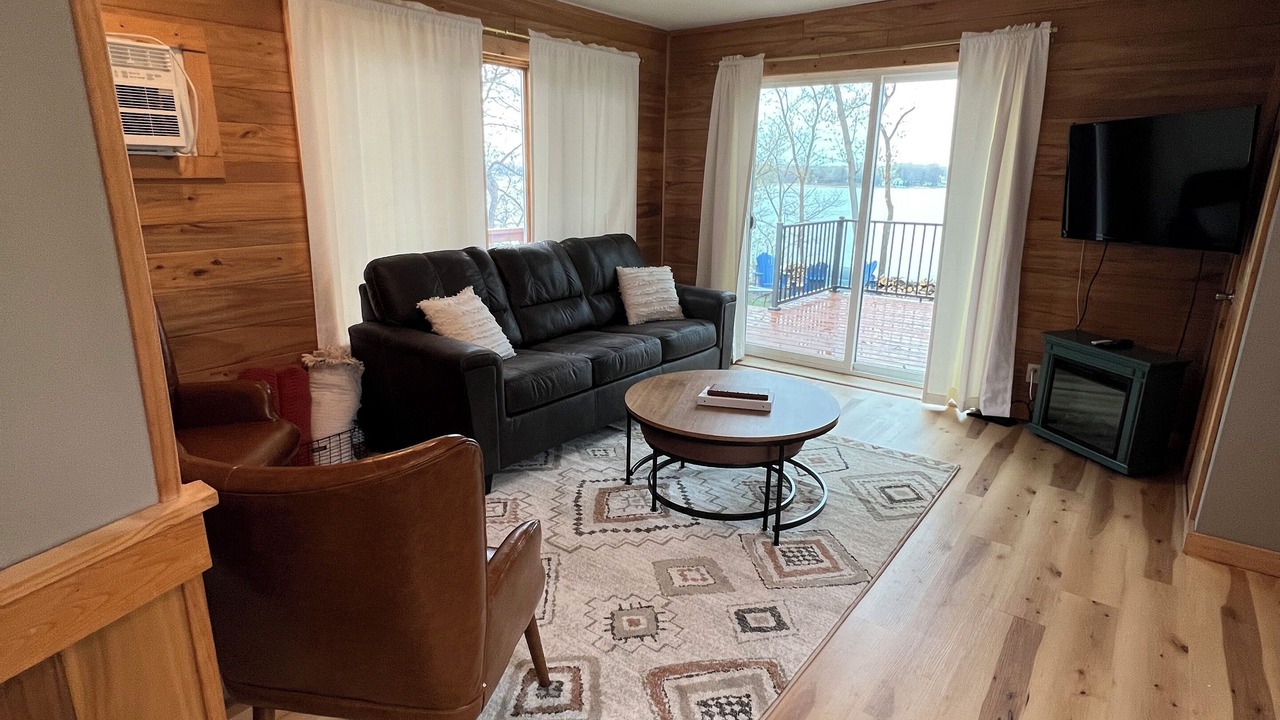 Photo of Livingroom in Center City