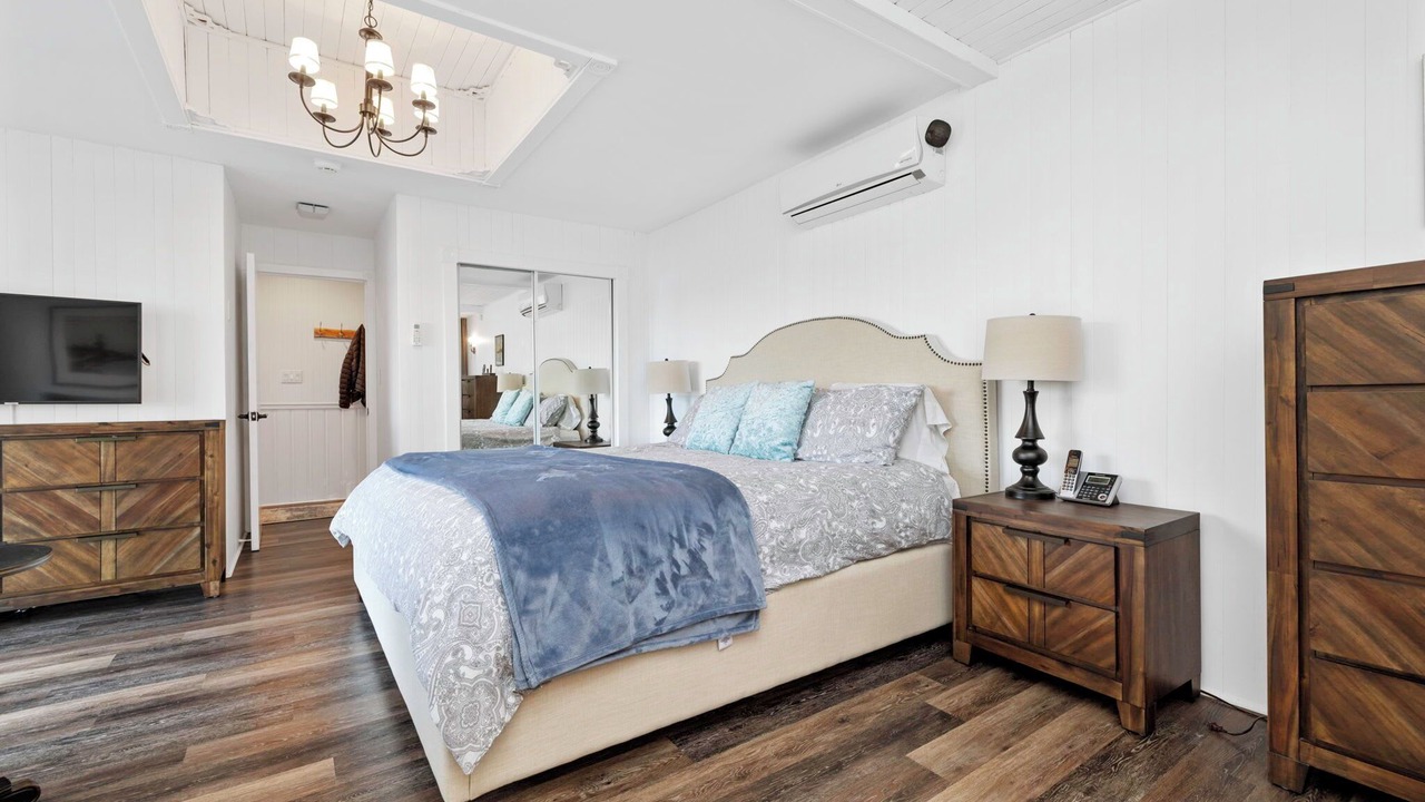 Photo of Bedroom in Bracebridge