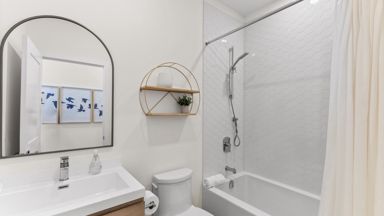 Photo of Bathroom in Grand Bend
