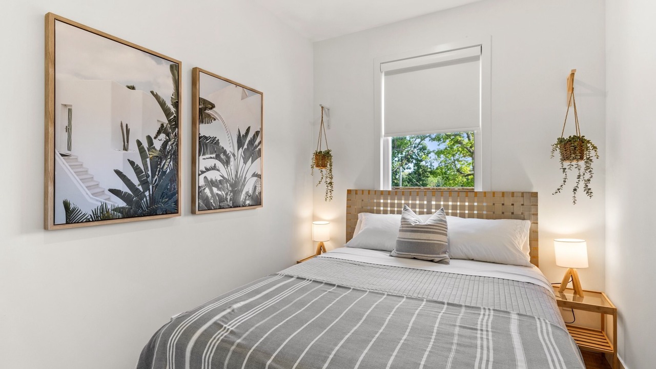 Photo of Bedroom in Grand Bend