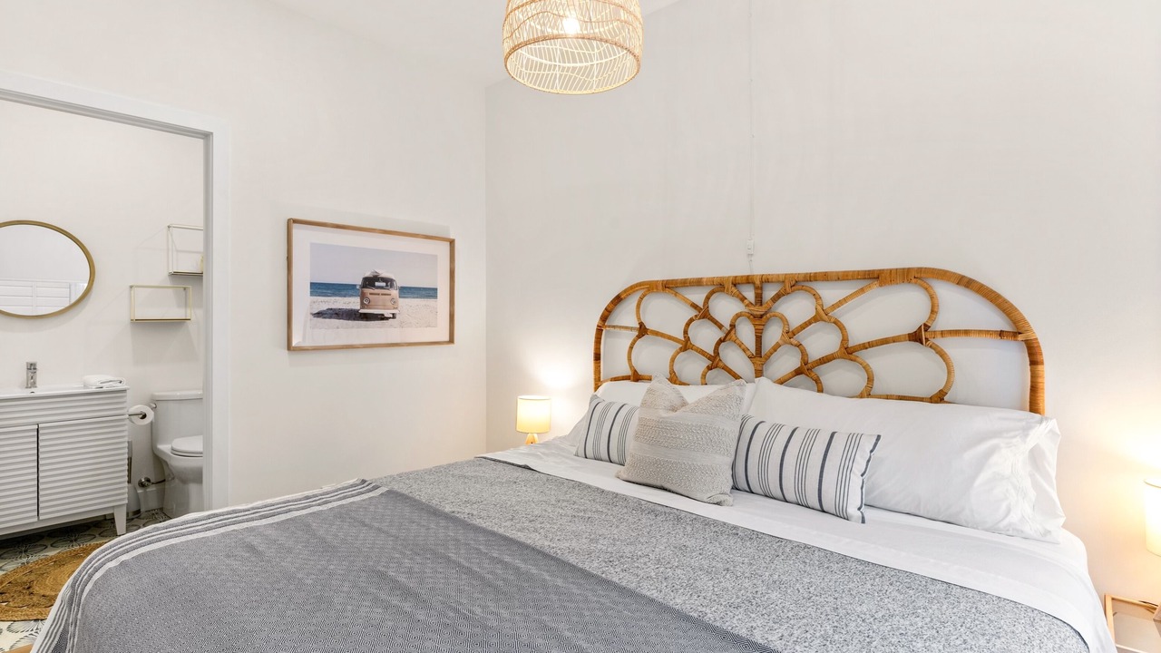 Photo of Bedroom in Grand Bend