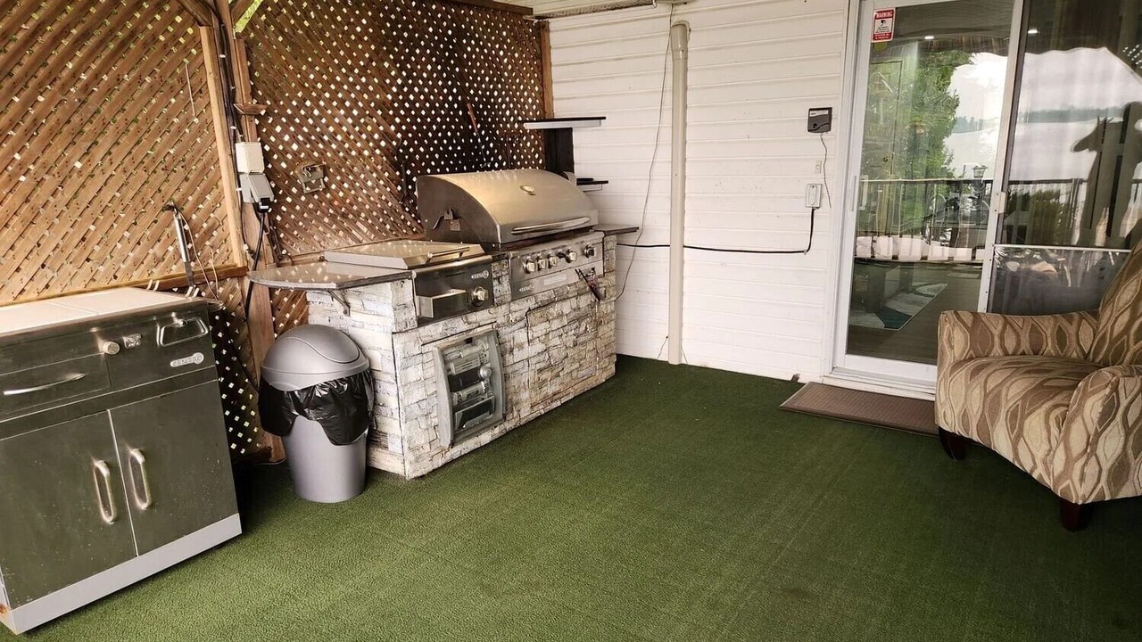 Photo of Patio Balcony in Janetville