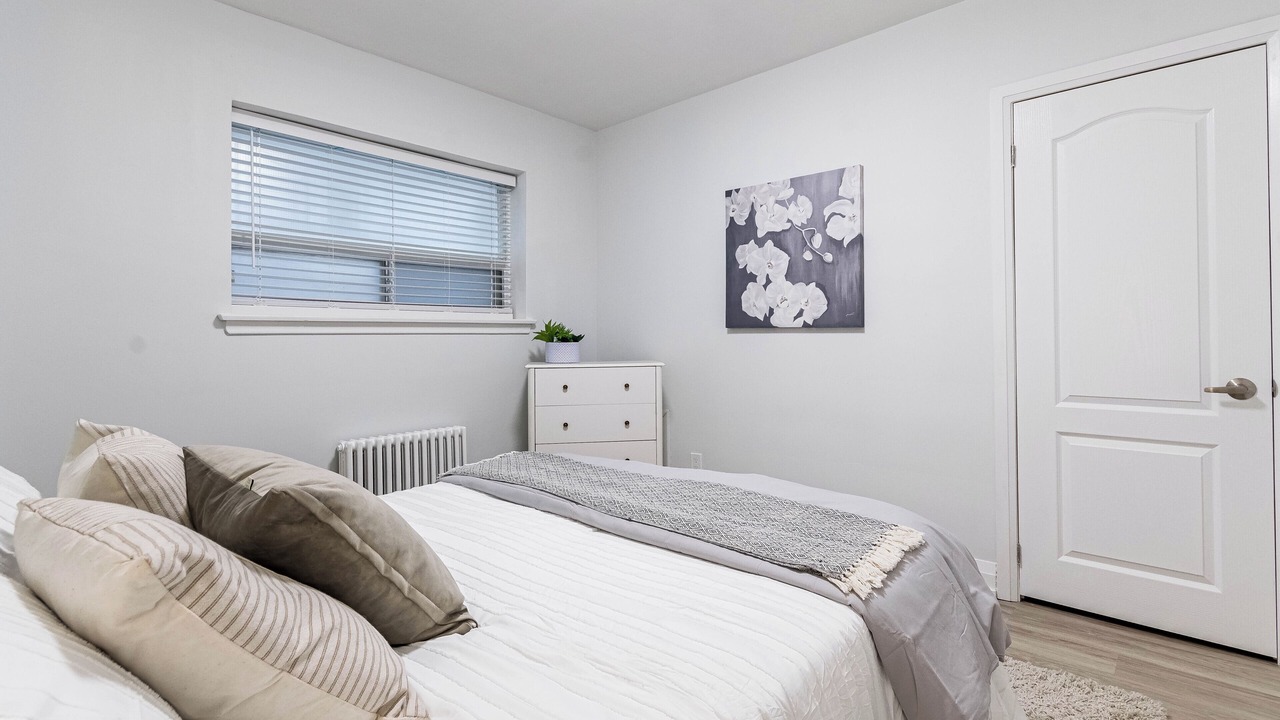 Photo of Bedroom in Port Credit
