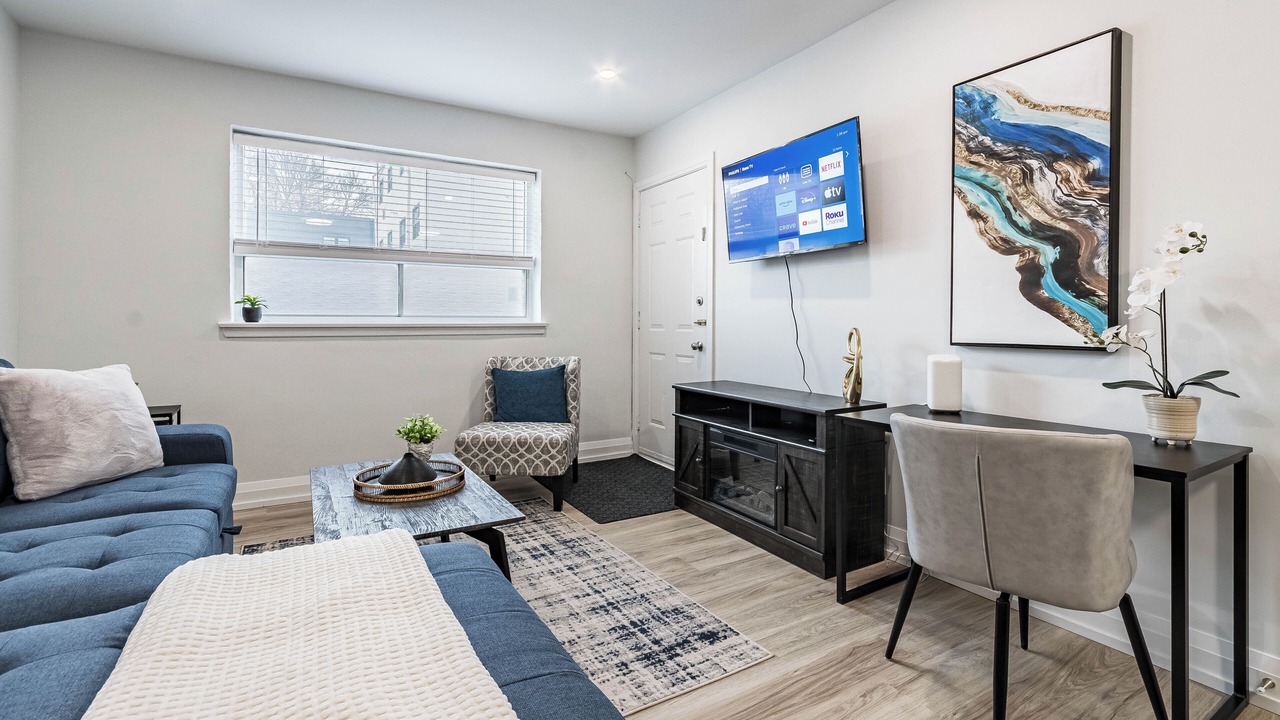 Photo of Livingroom in Port Credit