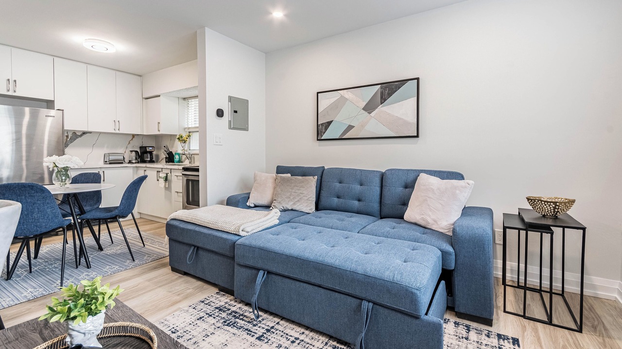 Photo of Livingroom in Port Credit