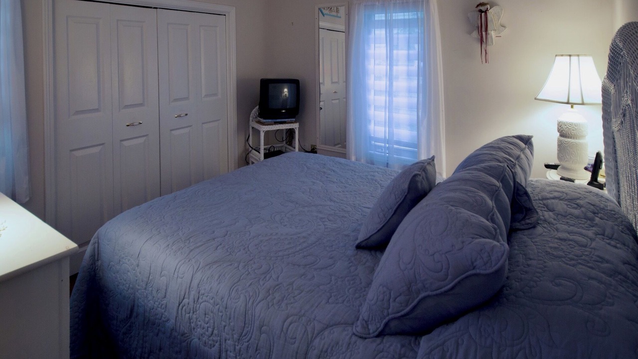 Photo of Bedroom in Grand Bend