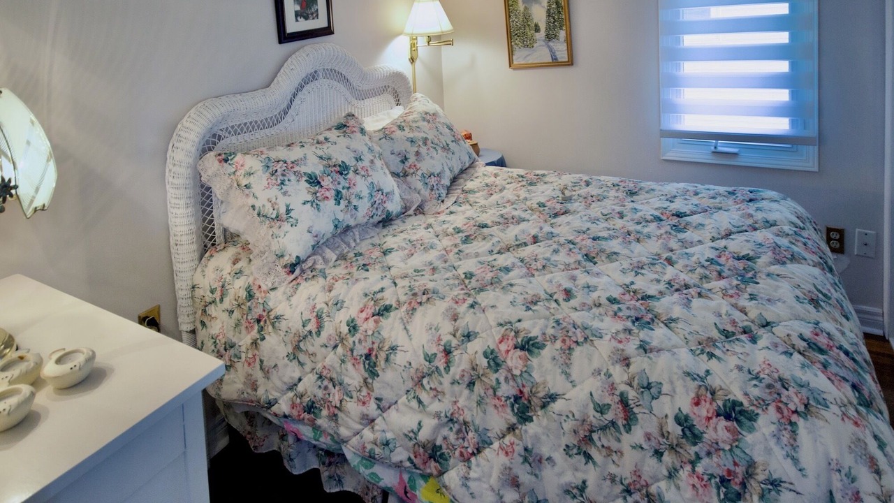 Photo of Bedroom in Grand Bend