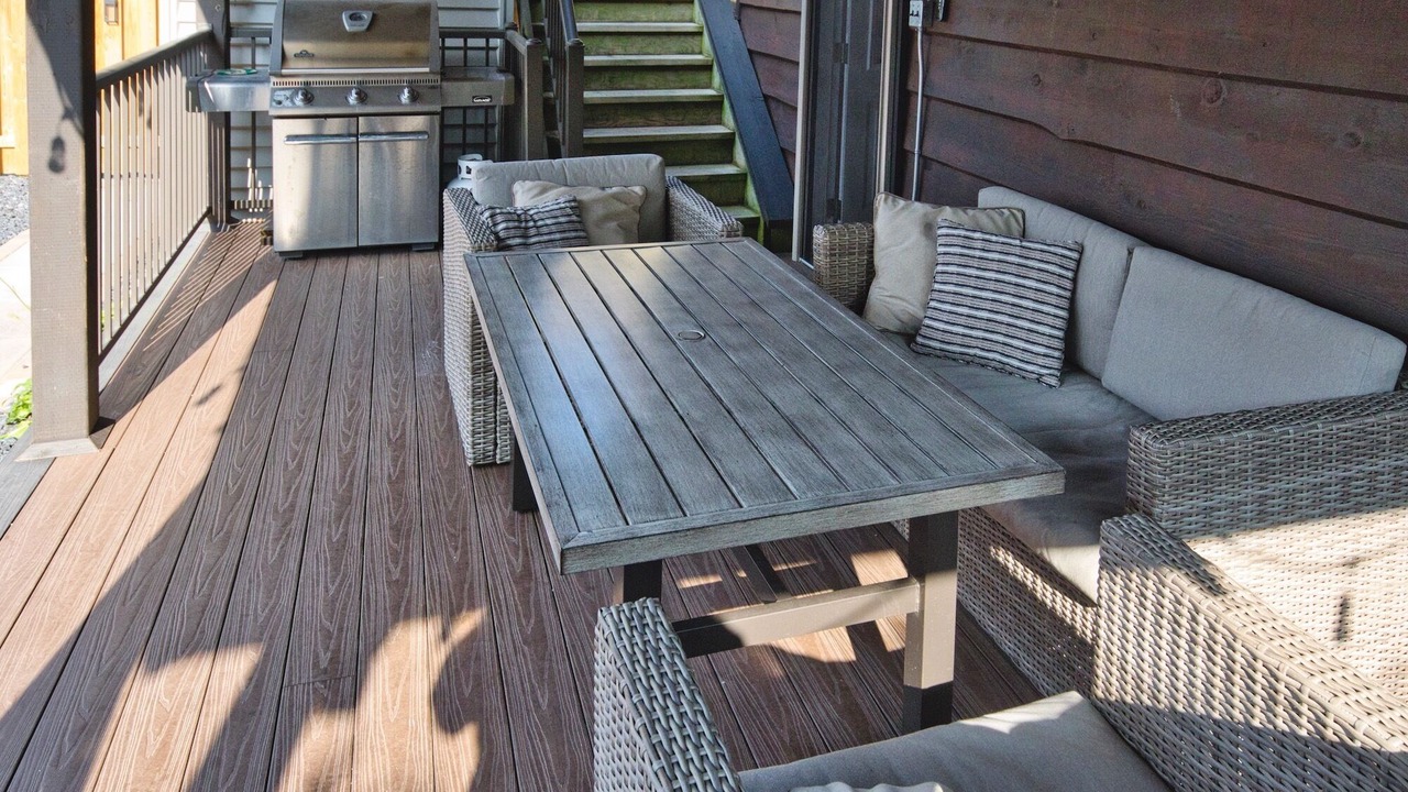 Photo of Patio Balcony in Grand Bend