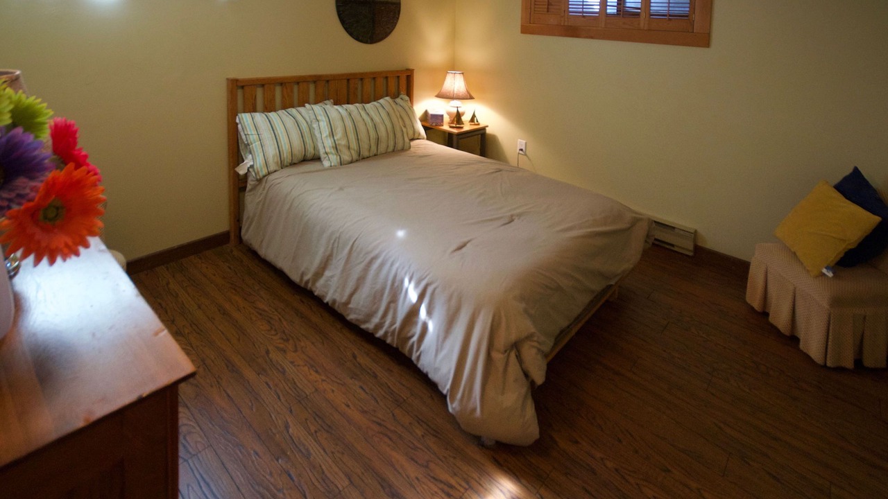 Photo of Bedroom in Grand Bend