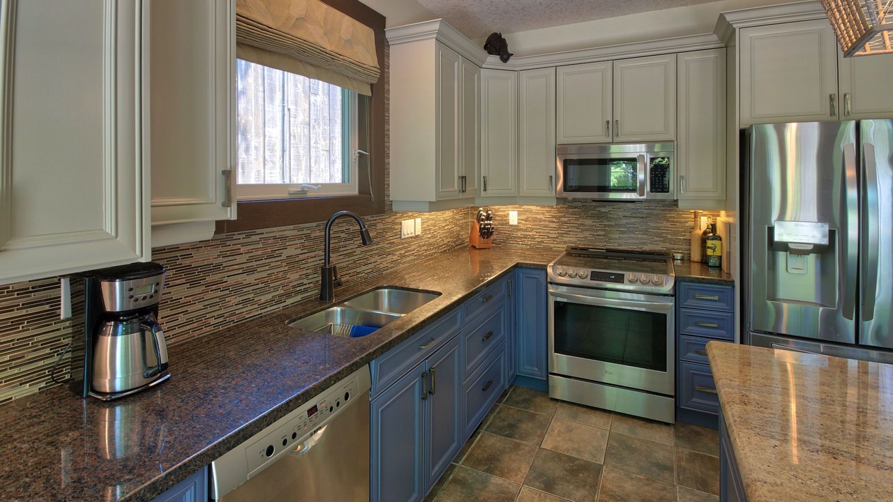 Photo of Kitchen in Grand Bend