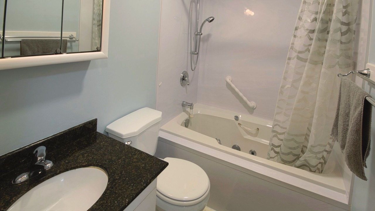 Photo of Bathroom in Grand Bend