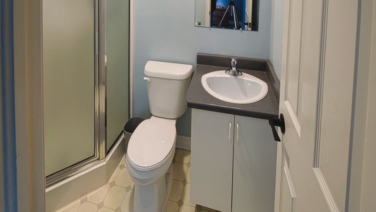 Photo of Bathroom in Grand Bend