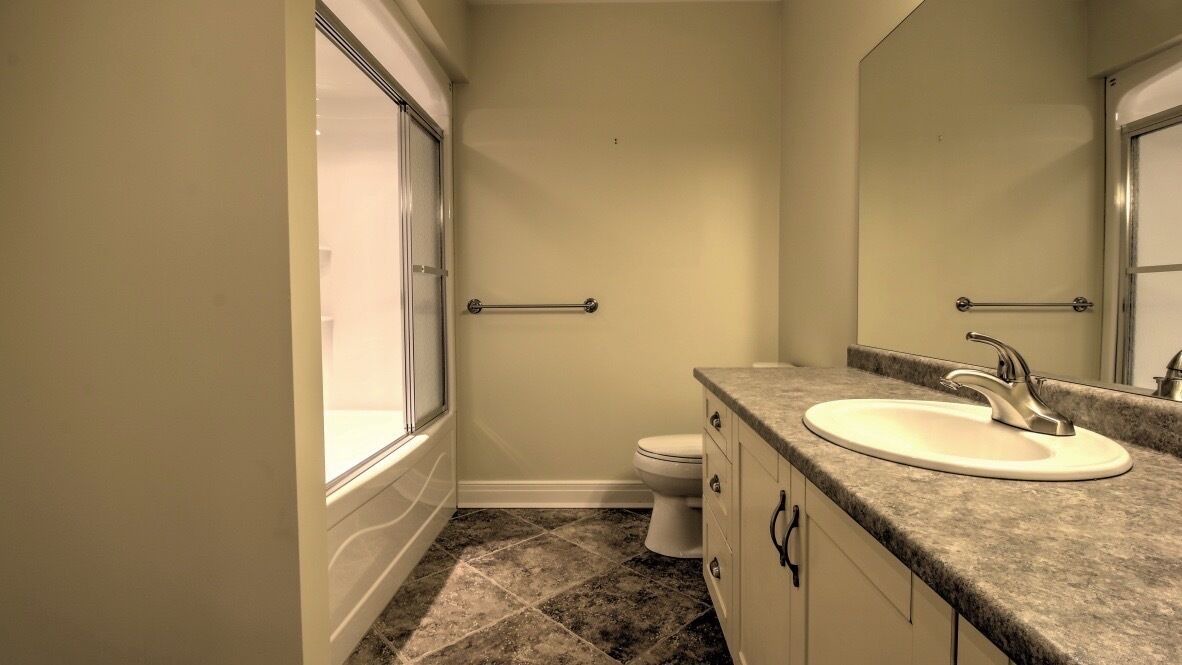 Photo of Bathroom in Grand Bend