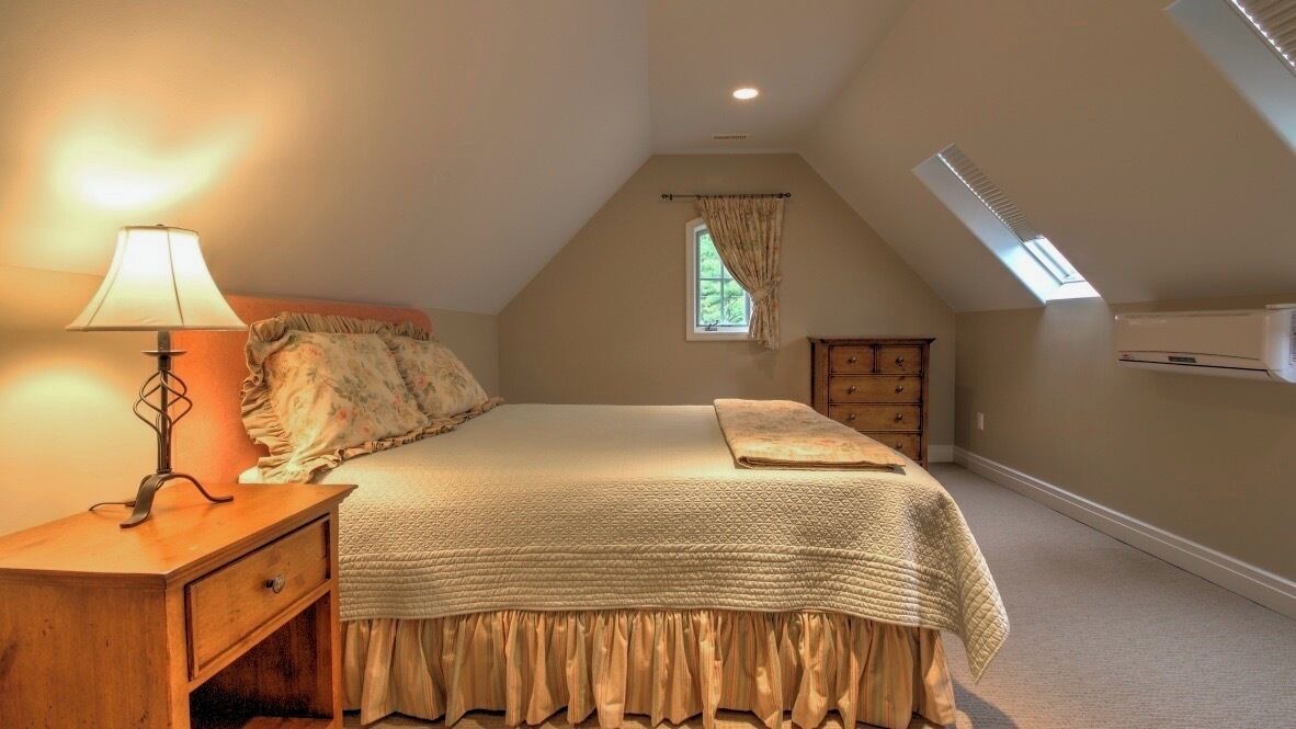 Photo of Bedroom in Grand Bend